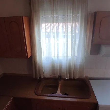 Polis Vakantiehuis *