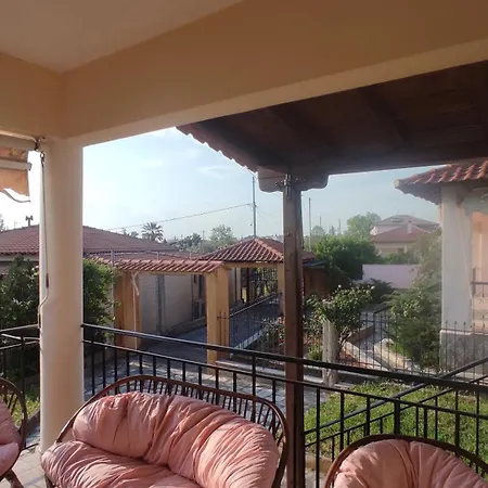 Polis Vakantiehuis *