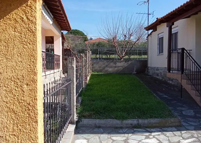 Polis * Nea Iraklia